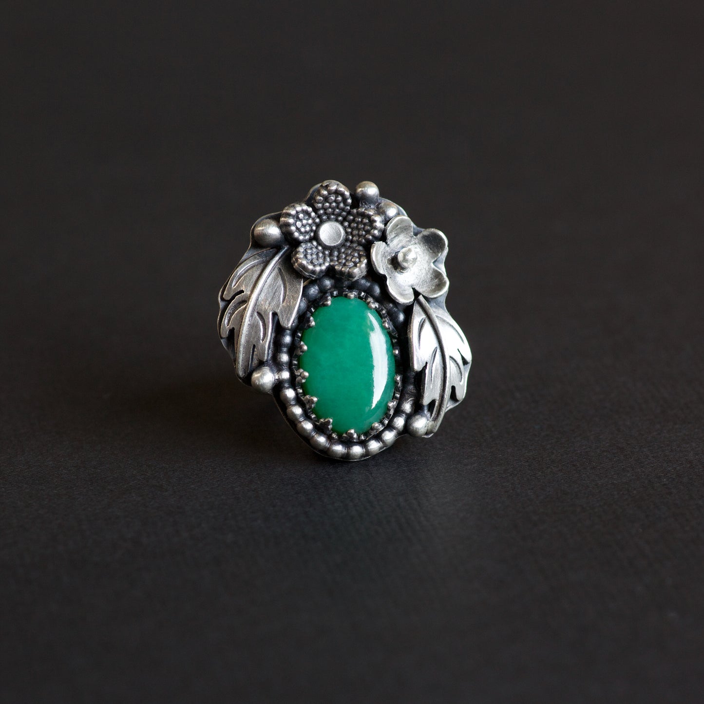Chrysoprase Hawthorn Ring (Dolly) Size: 6 1/2 or M 1/2